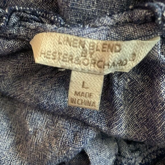 Hester and orchard line blend top used - Picture 4 of 4